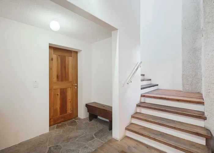 3 Antico Fienile Nel Centro Di Vakantiehuis Samedan