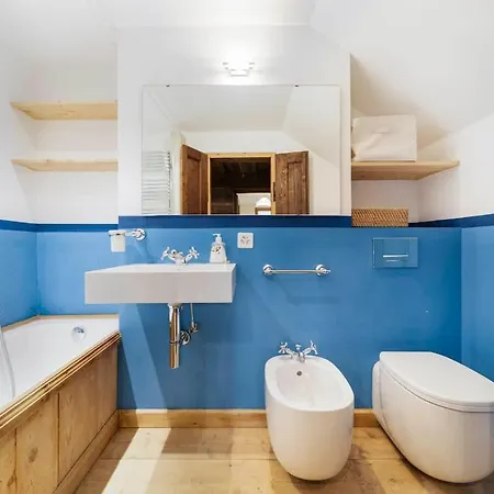 3 Antico Fienile Nel Centro Di * 萨梅丹